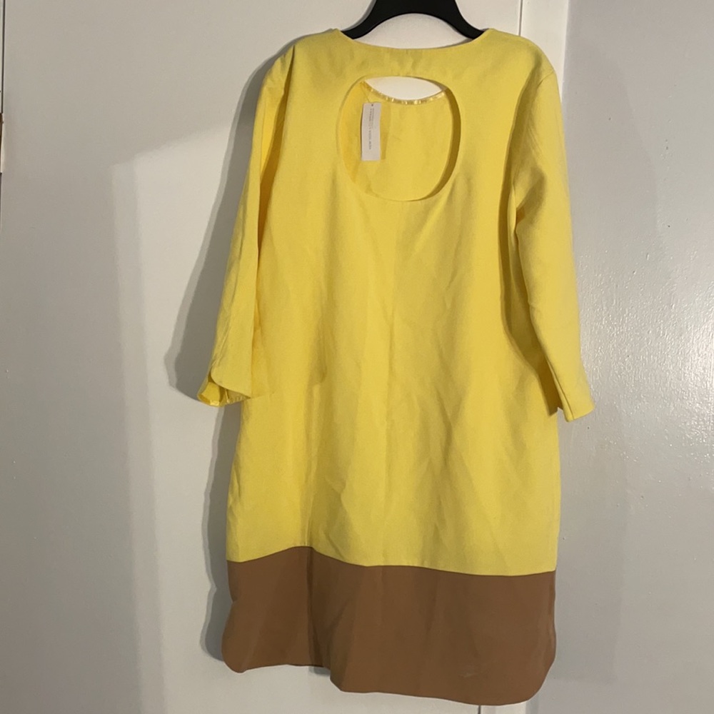 Two-Tone Dress ☀️ - Picture 2 of 6